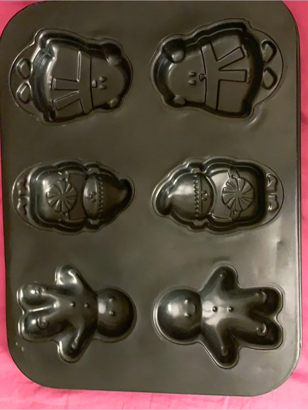 Wilton Holiday Gingerbread Elf and Snowman Nonstick Baking Pan